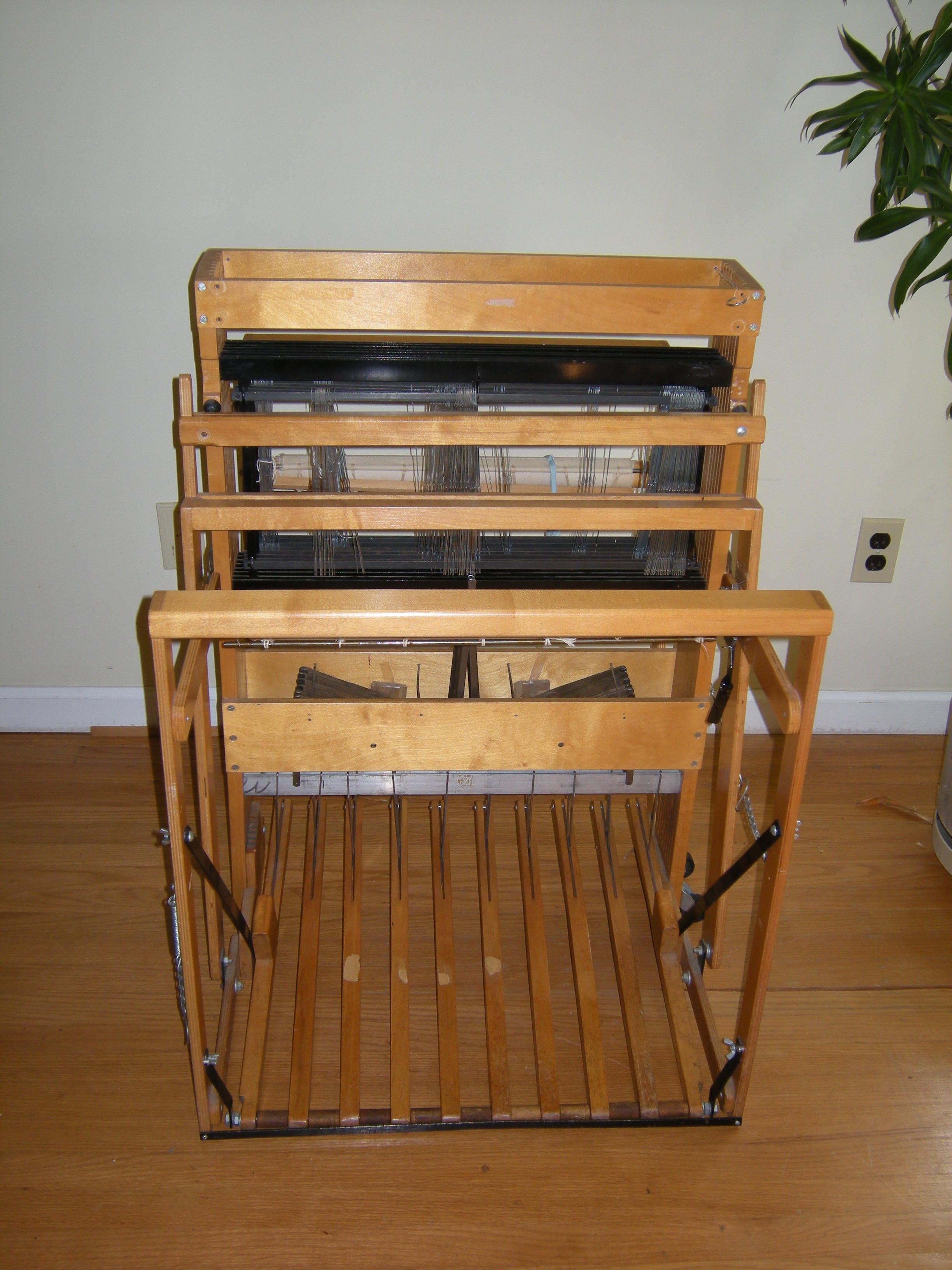 Front View Loom